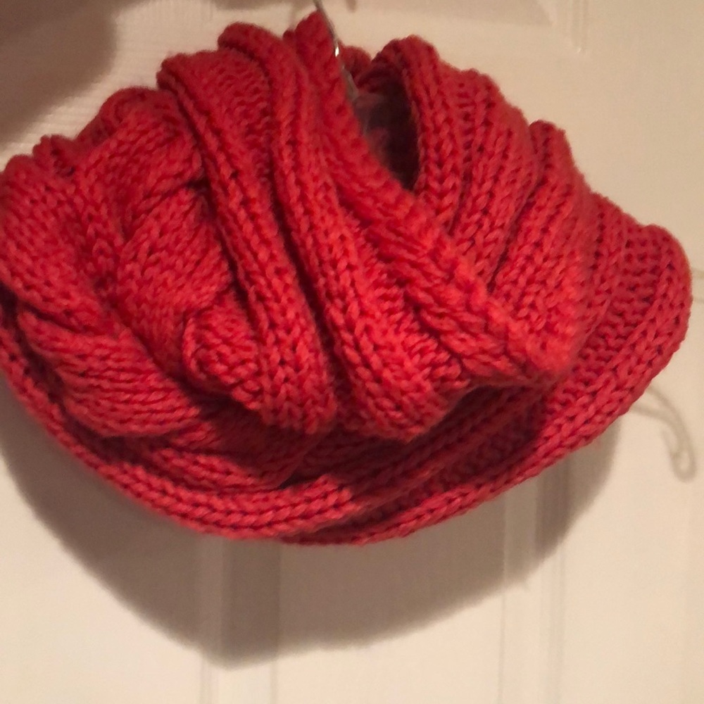 ✨COOPERATIVE Hot Pink Infinity Scarf